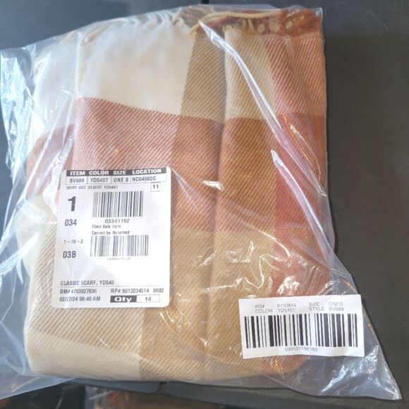 New J Crew Ivory Hot Desert Plaid Scarf - Picture 3 of 7